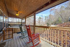 Cabin w/ Hot Tub - Near Nantahala Outdoor Center!