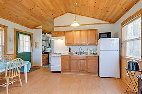 Cabin w/ Hot Tub - Near Nantahala Outdoor Center!