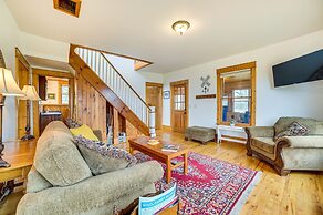 Mackinaw City Getaway - 3 Mi to City Beach!