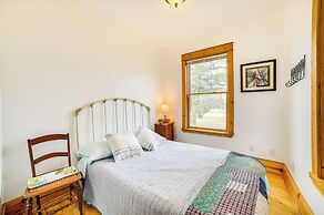 Mackinaw City Getaway - 3 Mi to City Beach!