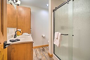 Pateros Home w/ Deck, 7 Mi to Alta Lake Park!