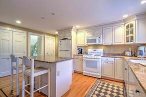 1/2 Mi to Beach: Lovely Guesthouse in Kennebunk!