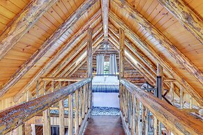 Peaceful 'creekside North' Studio w/ Fire Pit