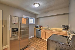 Mullens Cabin w/ Gas Grill & Mountain Views!