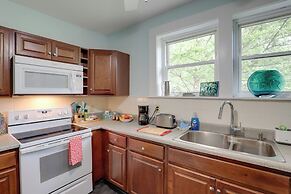 Lovely Hendersonville Retreat ~ 1 Mi to Downtown!