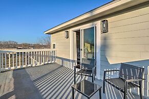 Peaceful Atascosa Home w/ Balcony & Deck!