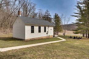 Pet-friendly Blue Mounds Vacation Rental w/ Yard!