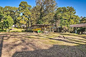 Lovely Toledo Bend Studio w/ Scenic Views!