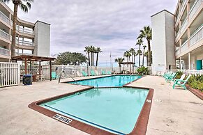 Oceanfront Corpus Christi Condo w/ Pool!