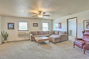 Peaceful Chadron Apartment in Historic Hotel!