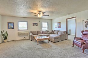 Peaceful Chadron Apartment in Historic Hotel!