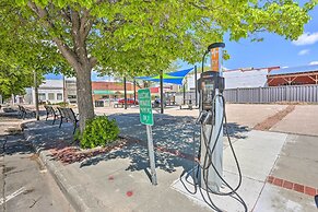 Peaceful Chadron Apartment in Historic Hotel!