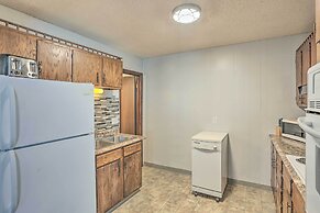 Peaceful Chadron Apartment in Historic Hotel!