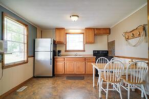 Lakefront Cabin in Dandridge w/ Fire Pit & Grill!