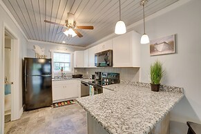 Ocean Isle Beach Studio w/ Patio - 1 Mi to Pier!