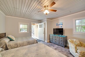 Ocean Isle Beach Studio w/ Patio - 1 Mi to Pier!