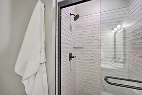 Renovated Bella Vista Retreat < 2 Mi to Golf!