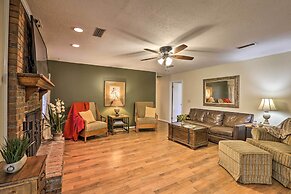 Quiet Dothan House With Fenced Yard + Fire Pit!