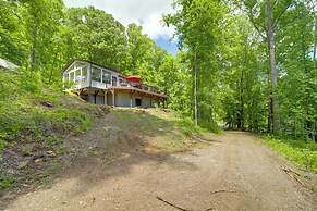 Remote Smoky Mtn Escape w/ Views & Trail Access!