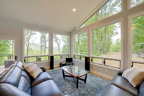 Remote Smoky Mtn Escape w/ Views & Trail Access!