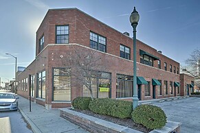 Spacious Indianapolis Condo w/ Private Gym!