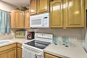 Pet-friendly Rockport Home ~ 4 Mi to Beach!