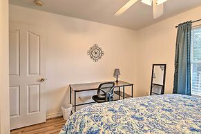 Pet-friendly Rockport Home ~ 4 Mi to Beach!