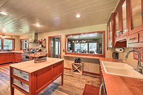 'loose Moose Lodge' - 31 Acres on Yaak River!