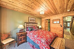 'loose Moose Lodge' - 31 Acres on Yaak River!