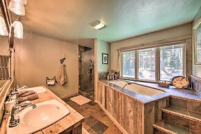 'loose Moose Lodge' - 31 Acres on Yaak River!