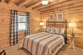 'serenity Woods' Cabin w/ Hot Tub & Fire Pit