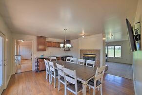 Near Boat Launch: Pet-friendly Grass Lake Getaway