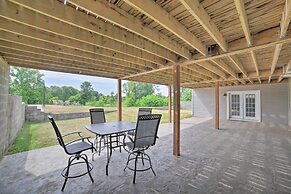 Near Boat Launch: Pet-friendly Grass Lake Getaway