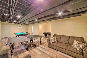 Near Boat Launch: Pet-friendly Grass Lake Getaway