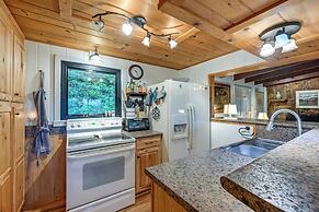 Sweet Birch' Bryson City Cottage w/ Views
