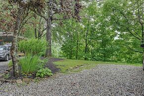 Sweet Birch' Bryson City Cottage w/ Views