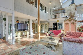 1 Mi to Lake Wallenpaupack: Spacious Poconos Villa