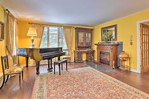 1 Mi to Lake Wallenpaupack: Spacious Poconos Villa