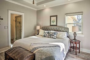 Spacious Kingston Home on Lake Texoma!