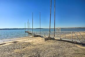 Spacious Kingston Home on Lake Texoma!