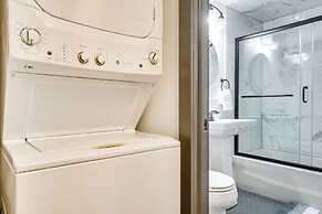 Radiant Arden Home - 10 Mi to Biltmore!