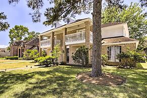 Spacious Houston Getaway ~ 23 Mi to Downtown!