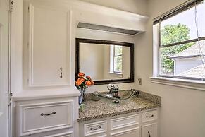 Spacious Houston Getaway ~ 23 Mi to Downtown!