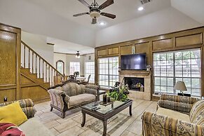 Spacious Houston Getaway ~ 23 Mi to Downtown!