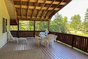 Private 2-acre Retreat w/ MTN Views, Walk to River