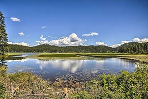 Private 2-acre Retreat w/ MTN Views, Walk to River