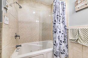 Game Room & Fire Pit: Tobyhanna Family Home