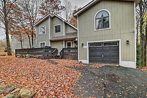 Game Room & Fire Pit: Tobyhanna Family Home