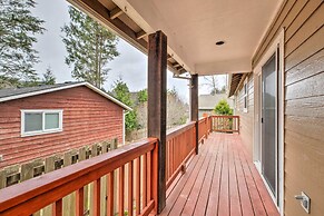 Pet-friendly PNW Home, 1 Mi to Rockaway Beach