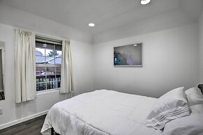 Pet-friendly PNW Home, 1 Mi to Rockaway Beach